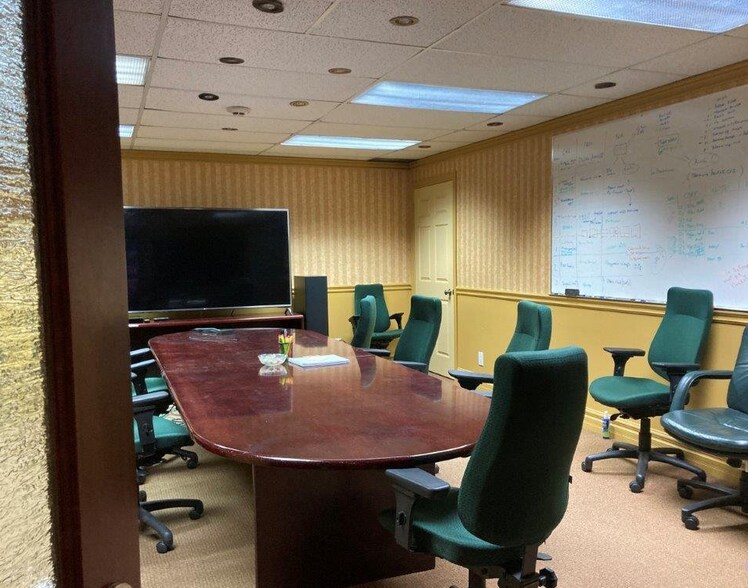 More Photos Of 2120B St Letendre, Drummondville Industrial For Lease