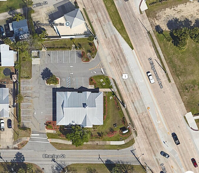 More Photos Of 3670 S Ridgewood Ave, Port Orange Freestanding For Lease