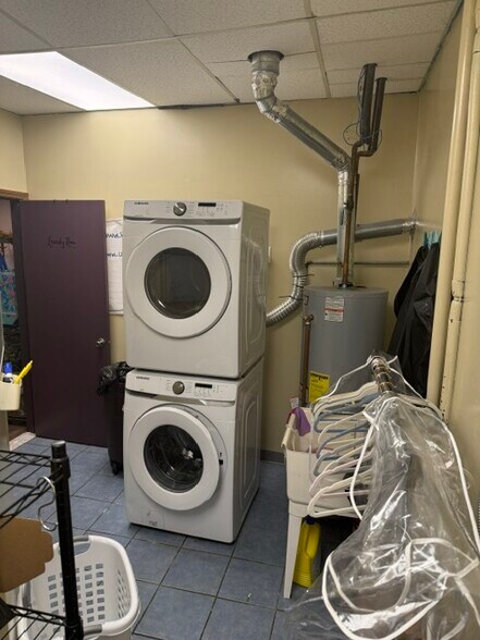 More Photos Of 55 Sound Ave, Mattituck General Retail For Lease