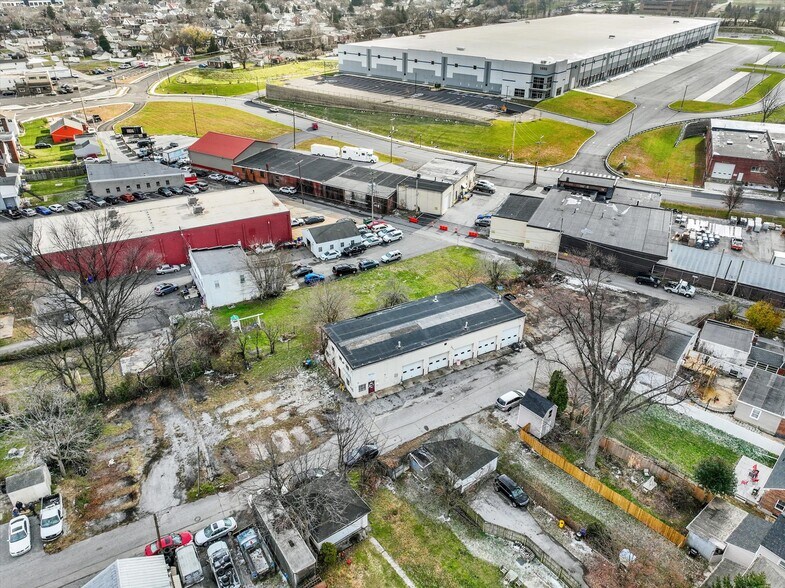 More Photos Of 1006 1/2 Mount Rose Rear Ave, York Auto Repair For Sale