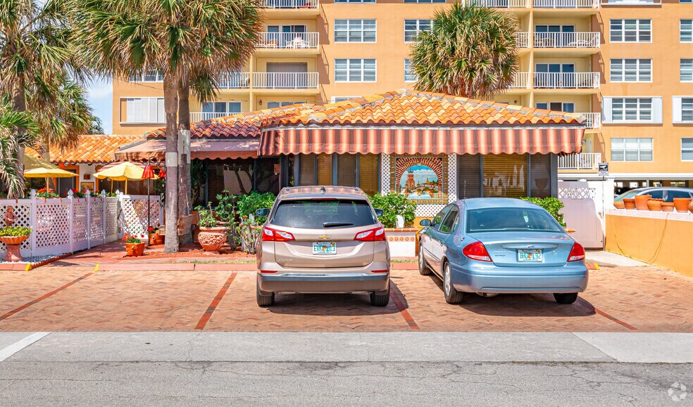 More Photos Of 4525 El Mar Dr, Lauderdale By The Sea Hotel For Sale