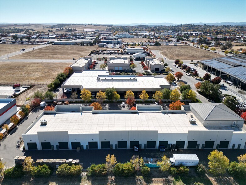 More Photos Of 2758 Danley Ct, Paso Robles Warehouse For Lease