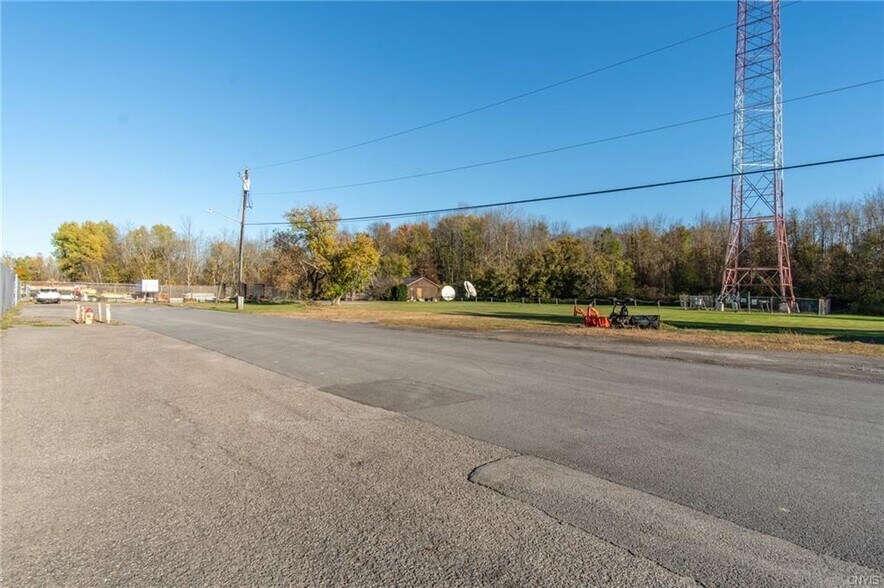 More Photos Of 2315 Knox St, Ogdensburg Medical For Sale