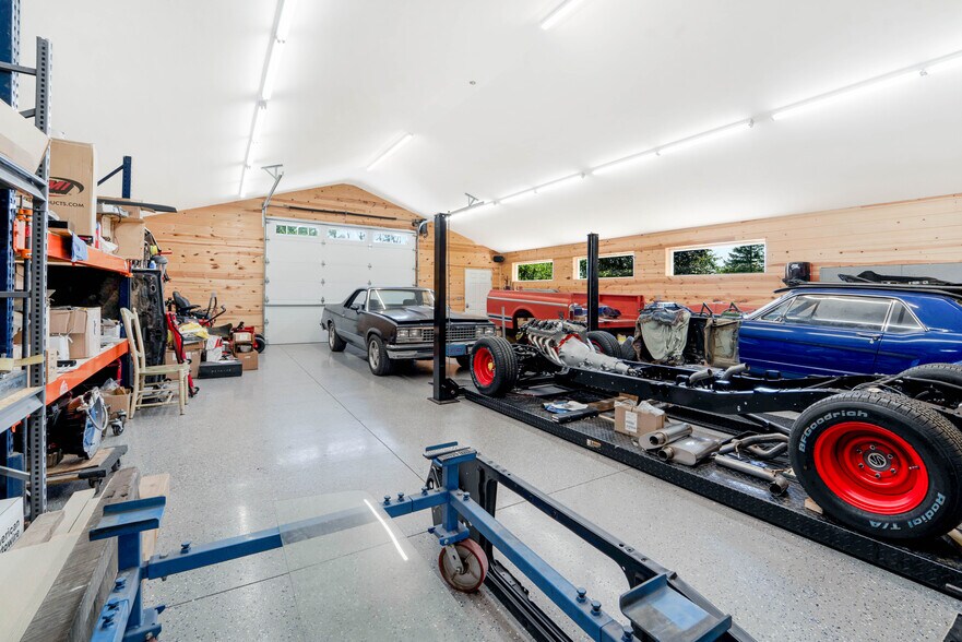 More Photos Of W12203 Highway 23, Ripon Auto Repair For Sale