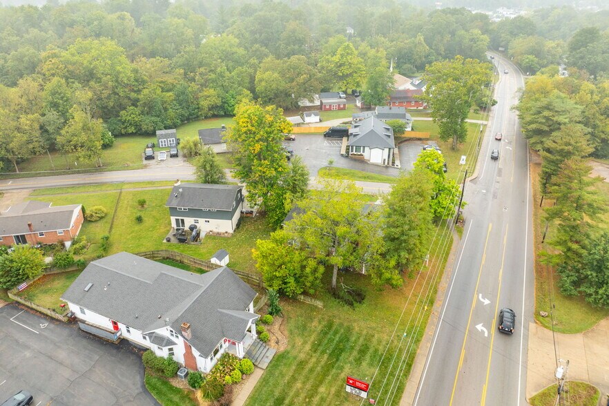 More Photos Of 1 Crestview Dr, Milford Medical For Lease