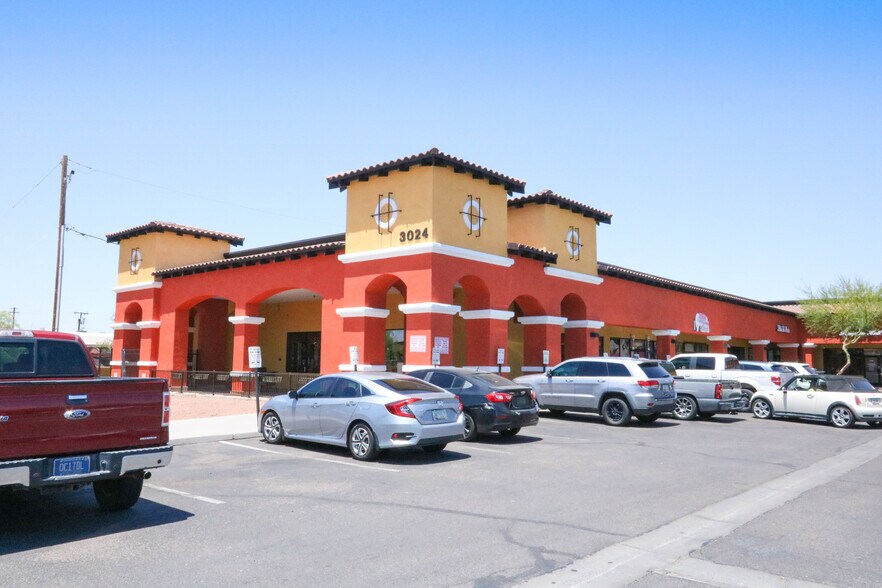 More Photos Of 3020-3024 W Van Buren St, Phoenix Storefront Retail Office For Lease