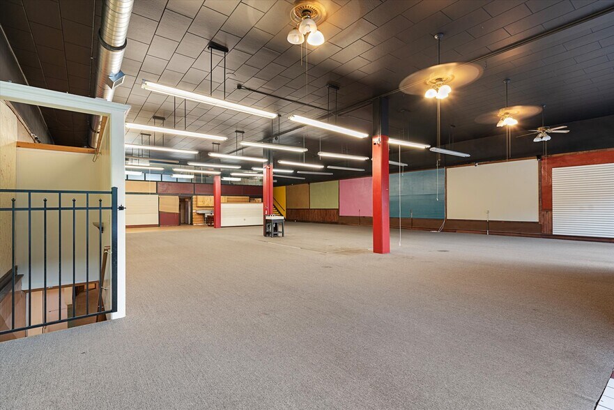 More Photos Of 2108 Main St, Baker City Storefront Retail Residential For Sale