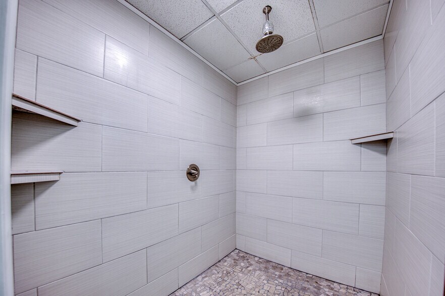 More Photos Of 226 Washington St, Newell Storefront Retail Residential For Sale