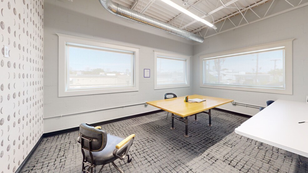 More Photos Of 6161 N Hillside Ave, Indianapolis Loft Creative Space For Lease