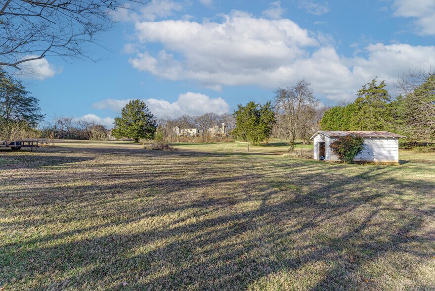 More Photos Of 1445 Ebenezer Rd, Knoxville Land For Sale