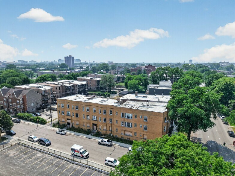 More Photos Of 4901 S Michigan Ave, Chicago Apartments For Sale