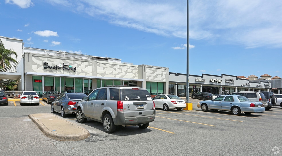 More Photos Of 3401-3471 Kirby Dr, Houston Unknown For Lease