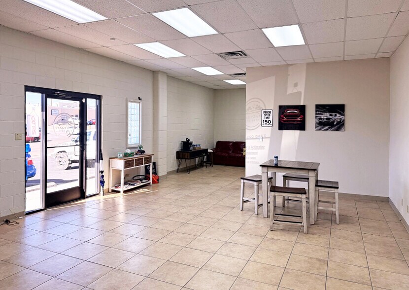 More Photos Of 2428-2432 Washington St NE, Albuquerque Warehouse For Lease