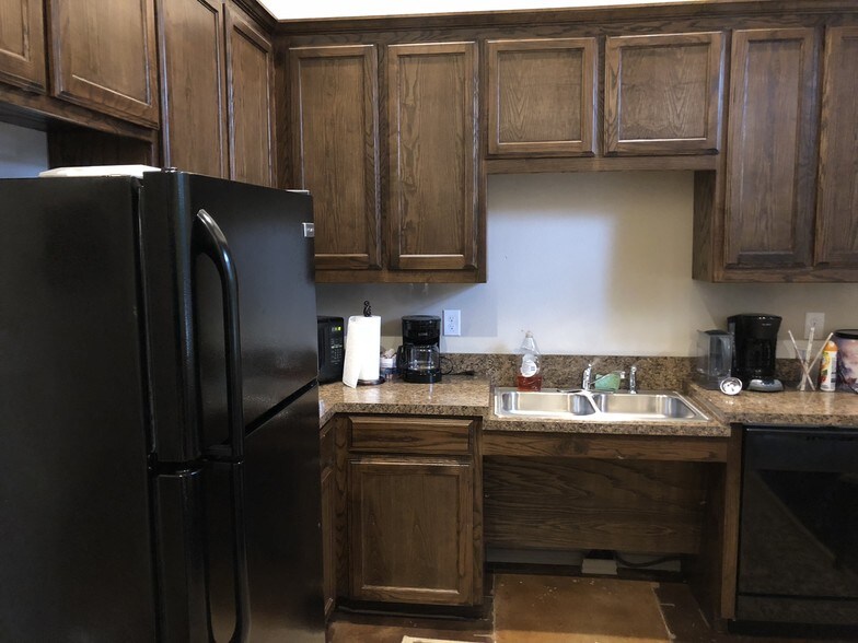 More Photos Of 201 Players Cir, Southlake Office For Sale