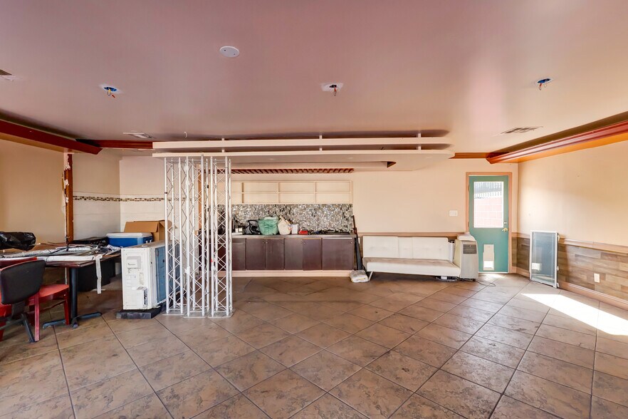 More Photos Of ,  Unknown For Sale