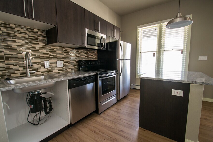 More Photos Of 1806 17th St, Boulder Apartments For Sale