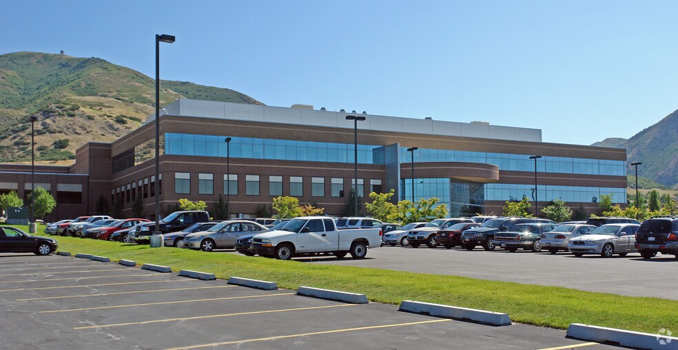 More Photos Of 577 S Chipeta Way, Salt Lake City Office For Lease