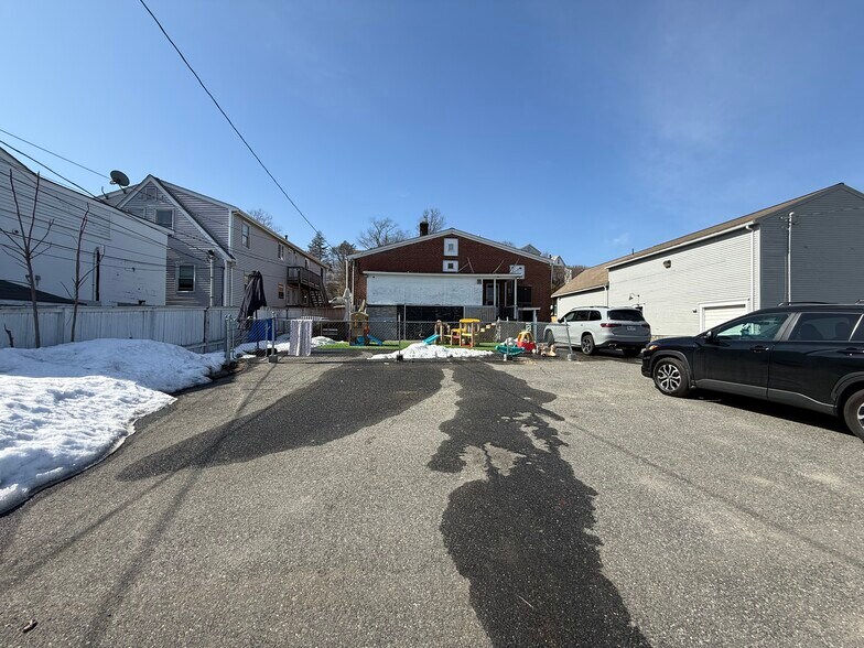 More Photos Of 118 W Boylston St, Worcester Freestanding For Sale