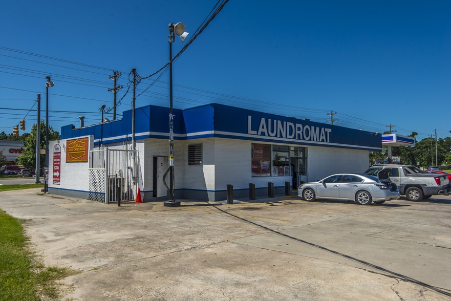 More Photos Of 1950 N Main St, Summerville Convenience Store For Sale