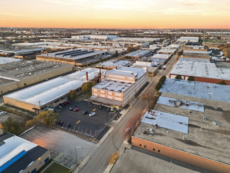 More Photos Of 4500 S Tripp Ave, Chicago Warehouse For Sale