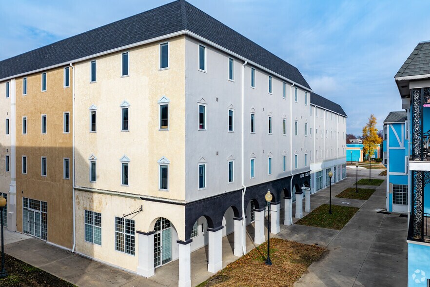 More Photos Of 6230-6360 Busch Blvd, Columbus Unknown For Lease