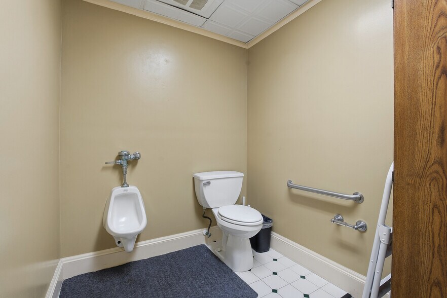 More Photos Of 34 W Orange St, Tarpon Springs Office For Lease