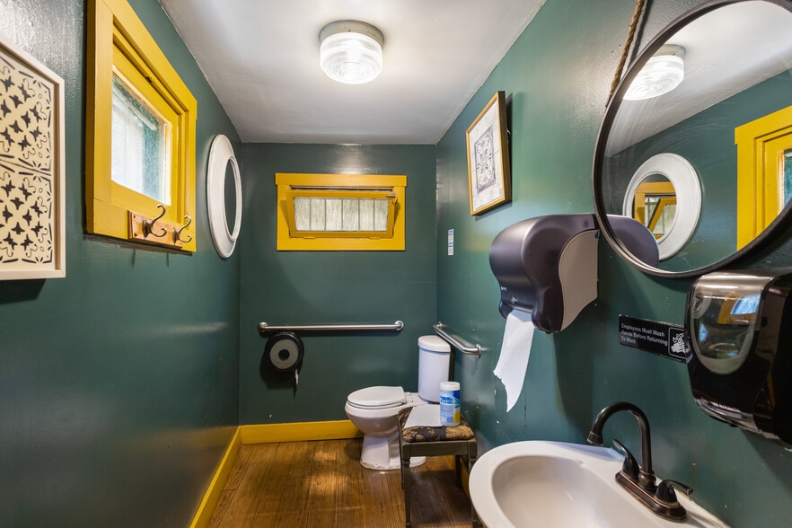 More Photos Of 202 Tombstone Canyon, Bisbee Restaurant For Sale