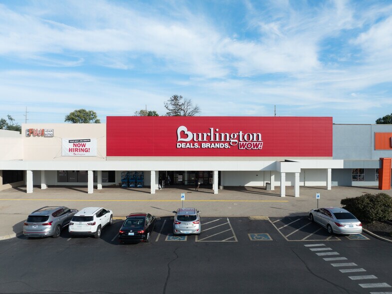 More Photos Of 6801 Dixie Hwy, Louisville Unknown For Lease