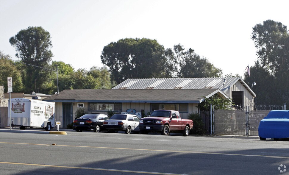 More Photos Of 585 N Twin Oaks Valley Rd, San Marcos Unknown For Lease