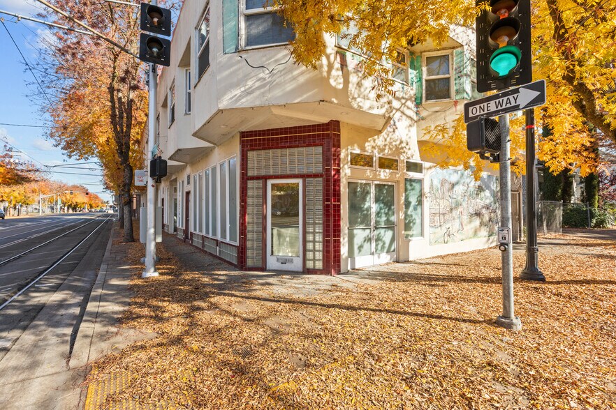 More Photos Of 1201 F St, Sacramento Storefront Retail Office For Lease