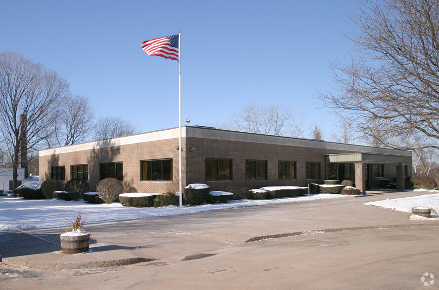 Primary Photo Of 1 Colonial Rd, Manchester Warehouse For Sale