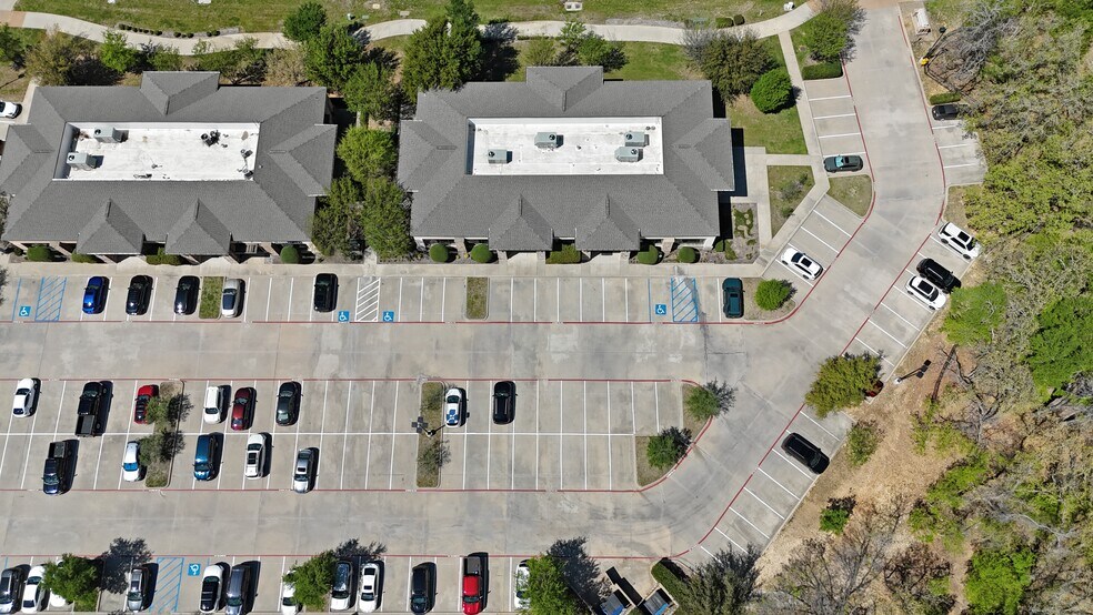 More Photos Of 3000 Village Pky, Highland Village Office For Sale