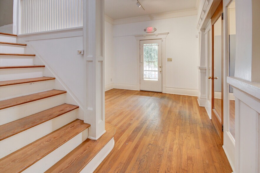 More Photos Of 239 Westheimer Rd, Houston Office Residential For Sale