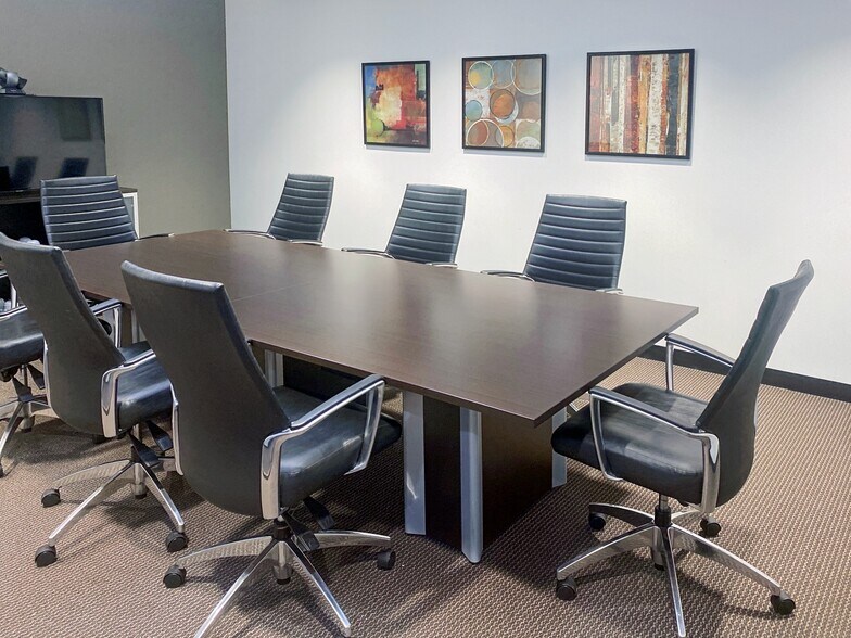 More Photos Of 1235 Bay St, Toronto Coworking Space