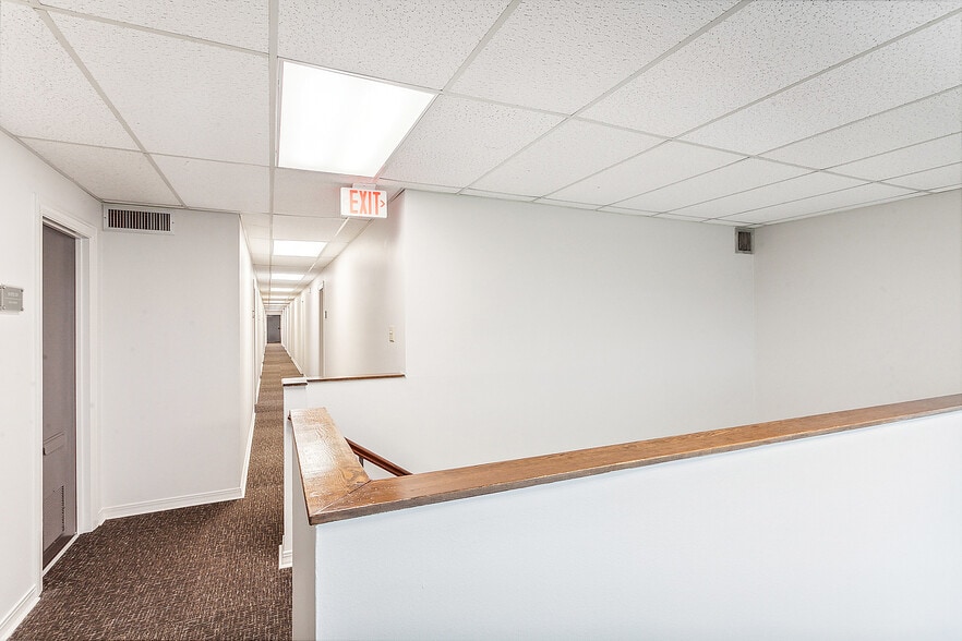 More Photos Of 671 Rosa Ave, Metairie Office For Lease