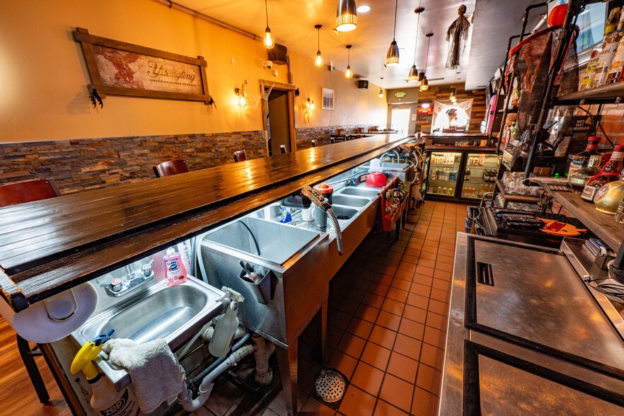 More Photos Of 230 Main St, Hobart Movie Radio TVStudio For Sale