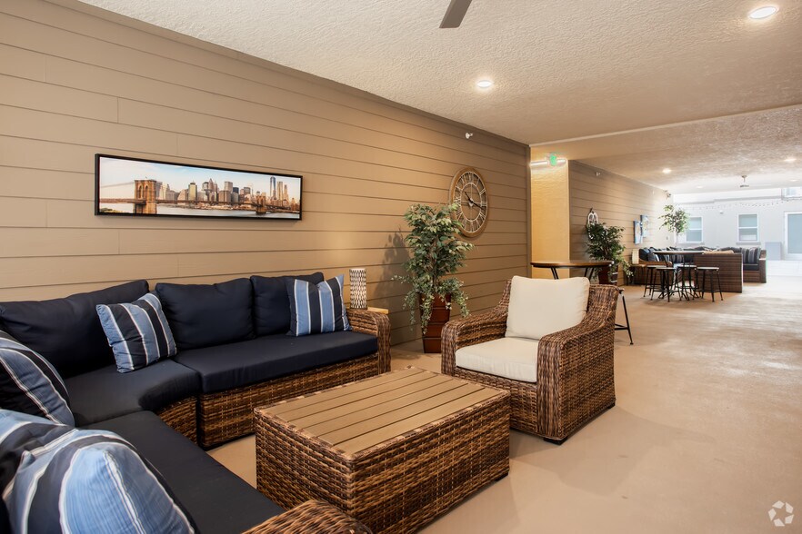 More Photos Of 1125 Avenue of the Oaks, Sparks Apartments For Lease