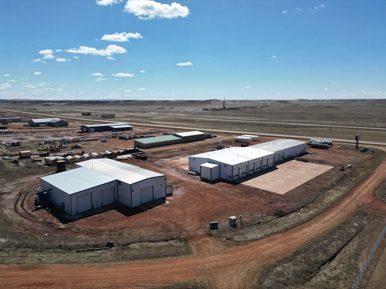 More Photos Of 10468 1st St SW, Killdeer Service For Lease