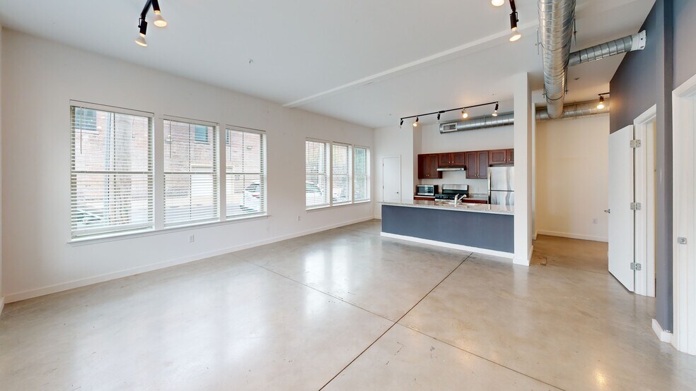 Primary Photo Of 138 Huling Ave, Memphis Apartments For Sale