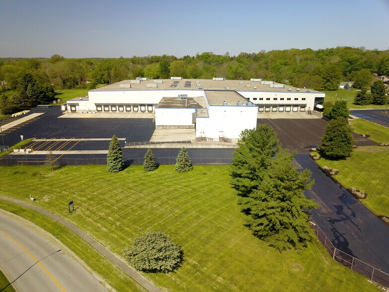More Photos Of 225 N Daniels Way, Bloomington Refrigeration Cold Storage For Lease