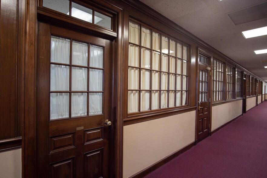 More Photos Of 2100 Middle Country Rd, Centereach Office For Lease