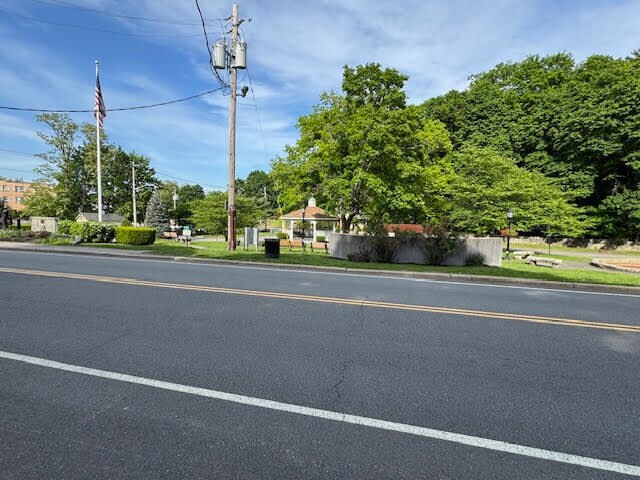 More Photos Of 233 Main St, Highland Falls General Retail For Sale