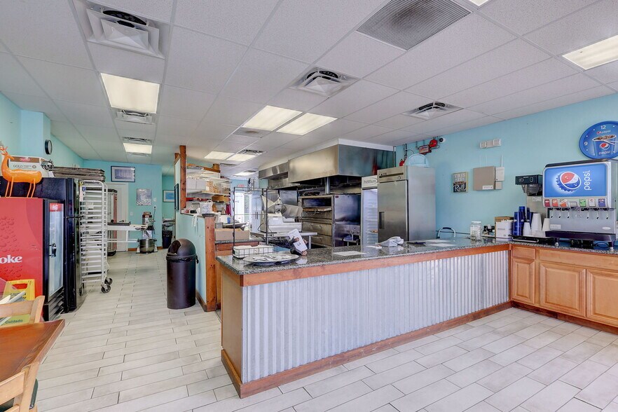 More Photos Of 3901 Orange Ave, Fort Pierce Freestanding For Sale