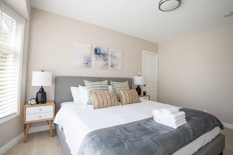 More Photos Of 1227 E Grovecenter St, West Covina Specialty For Sale