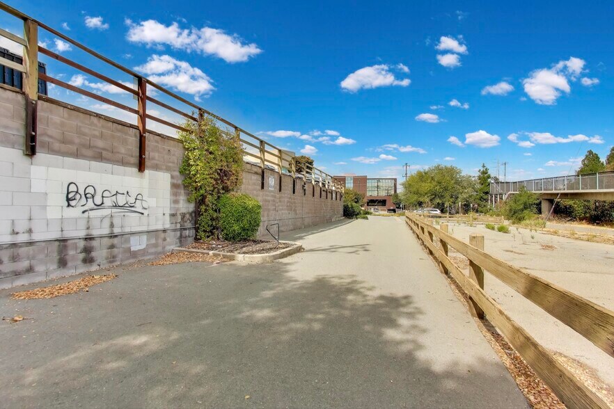 More Photos Of 785 Ygnacio Valley Rd, Walnut Creek Office For Sale