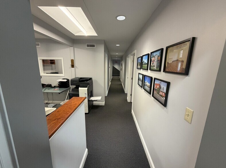 More Photos Of 2135 Rowland Ave, Savannah Light Distribution For Lease