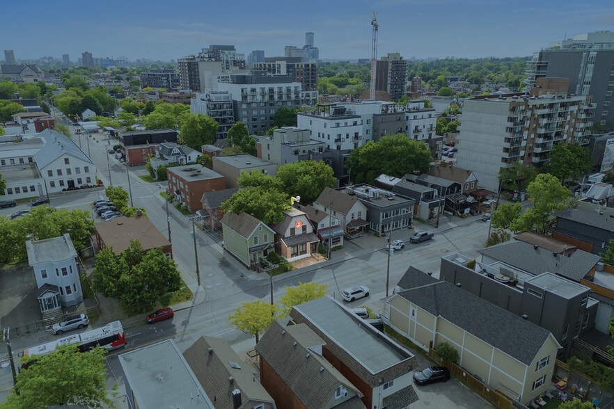 More Photos Of 79 Holland Ave, Ottawa Restaurant For Lease