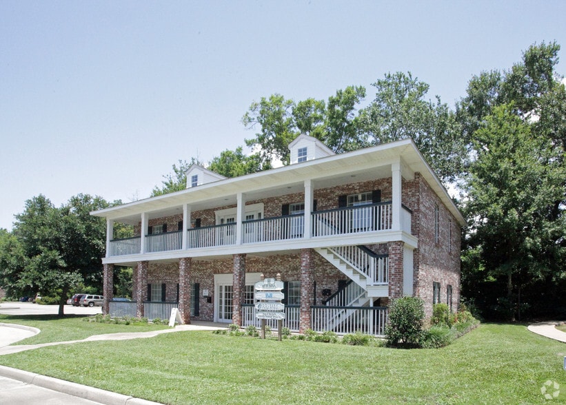 More Photos Of 2113 Government St, Ocean Springs Unknown For Lease