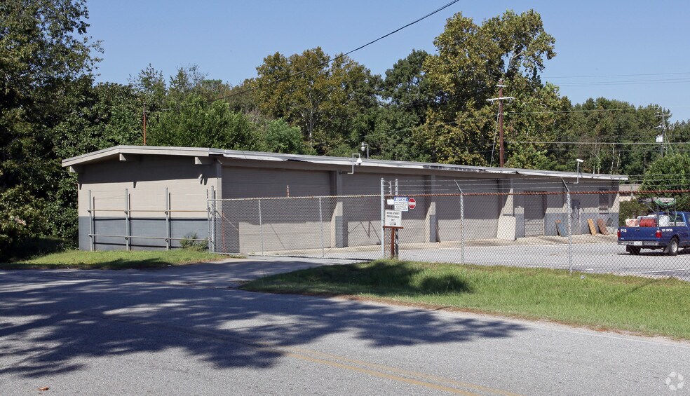 Primary Photo Of 6 Ross Rd, Savannah Warehouse For Sale