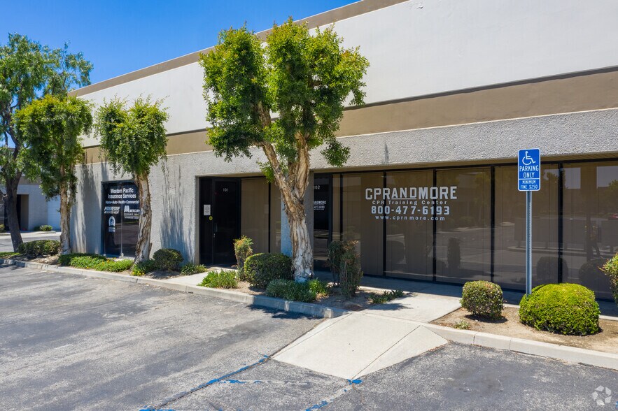 More Photos Of 8459 White Oak Ave, Rancho Cucamonga Unknown For Lease